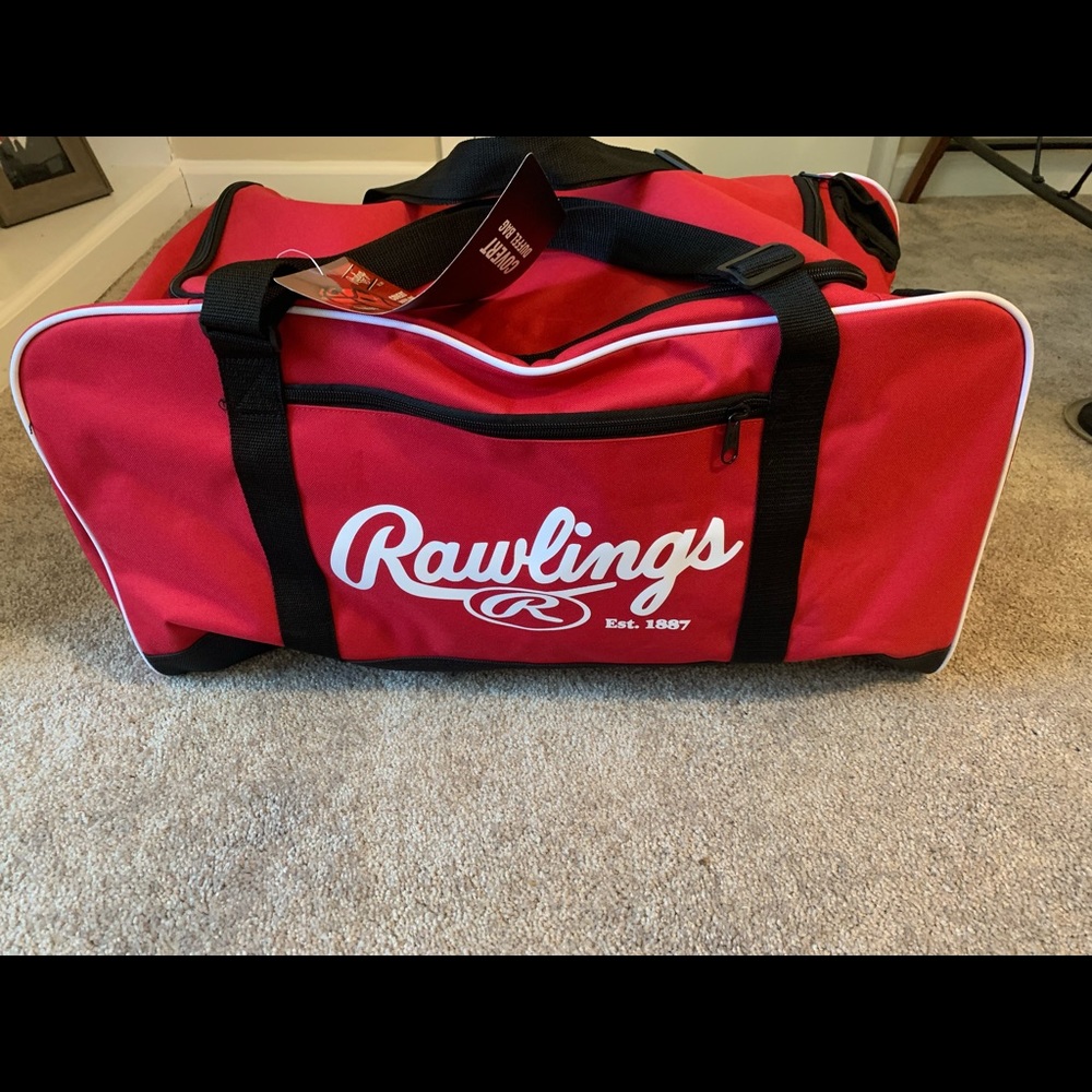 Nwt Rawlings Covert Duffel Bag- tags attached. Baseball bat bag/catchers bag.